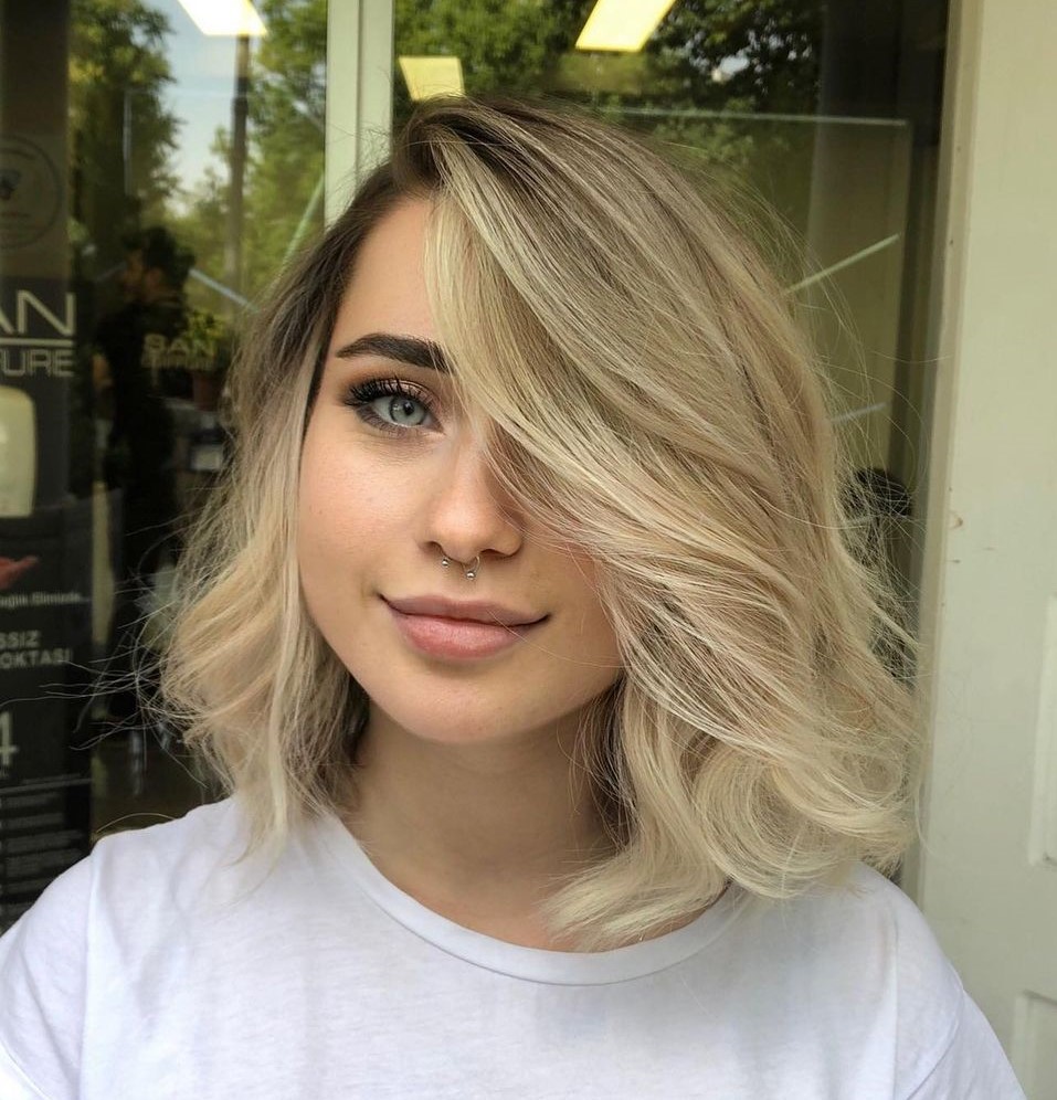 Airy Fine Hair Peekaboo Lob