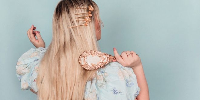 Tips for Accessorizing Hairstyles on a Long Face